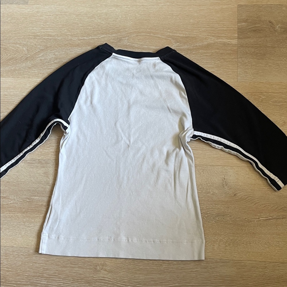 Adidas half sleeve shirt - Picture 4 of 5
